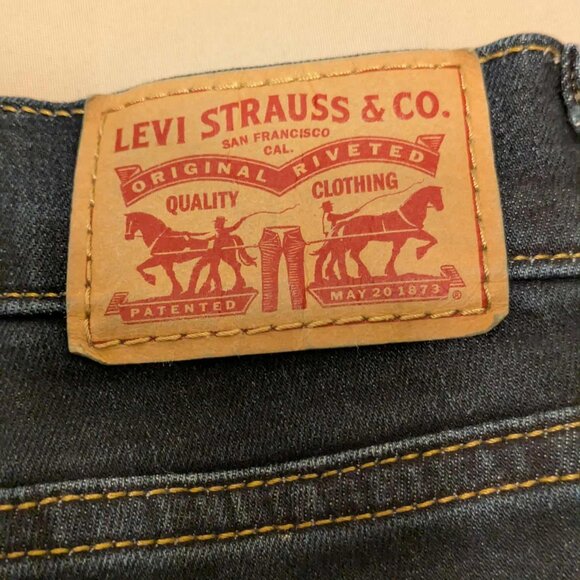 Levi's 311 Shaping Skinny Jeans  Womens 30x30 Dark Wash Blue Pullon Denim - EUC - Picture 10 of 13